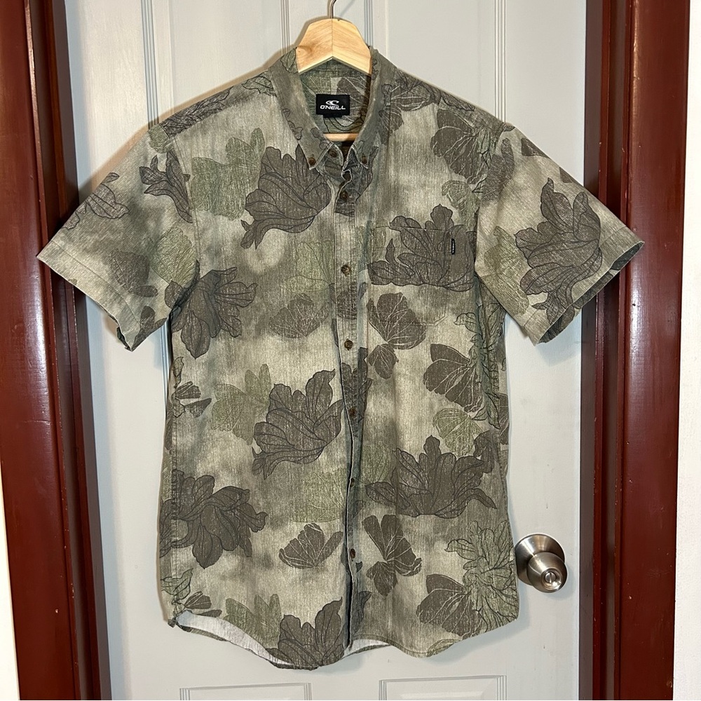 O’Neill Hawaii Shirt Men Olive Aloha Button Down Short Sleeve Floral Sz Large